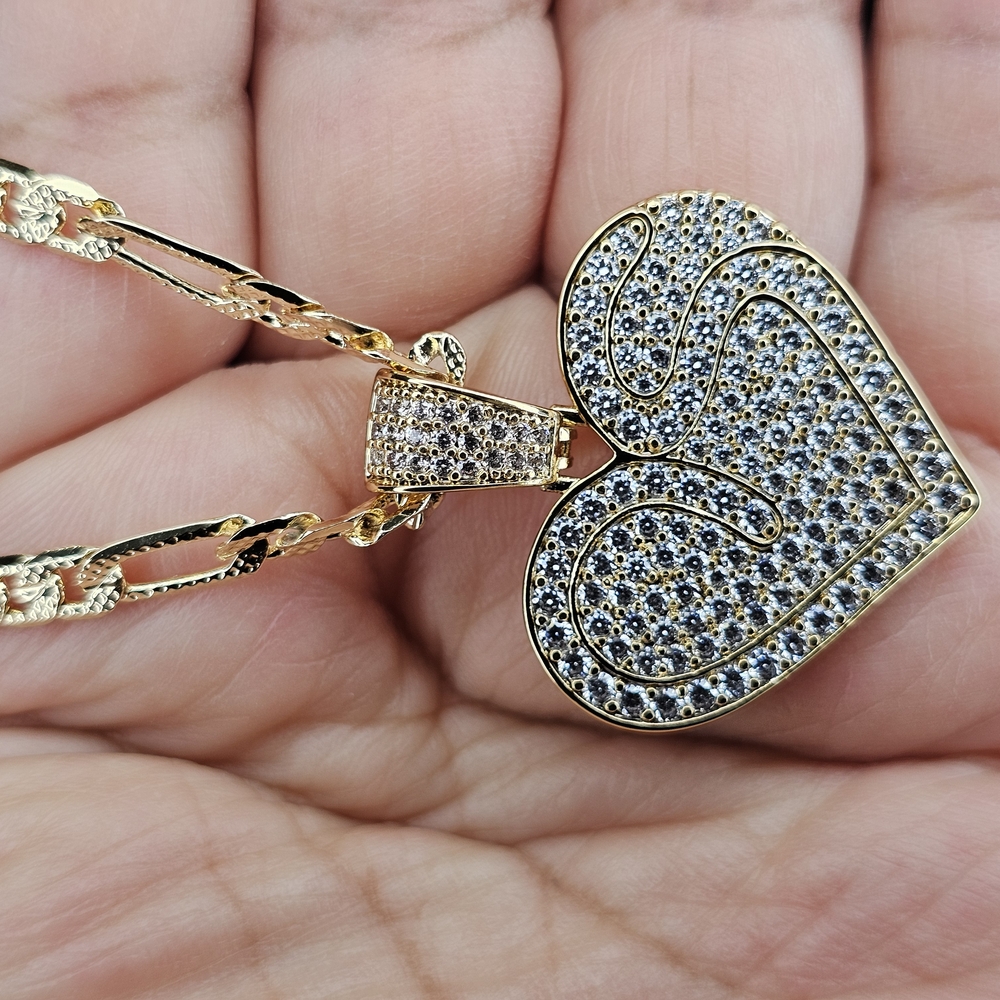 Gold Heart Pendant Necklace